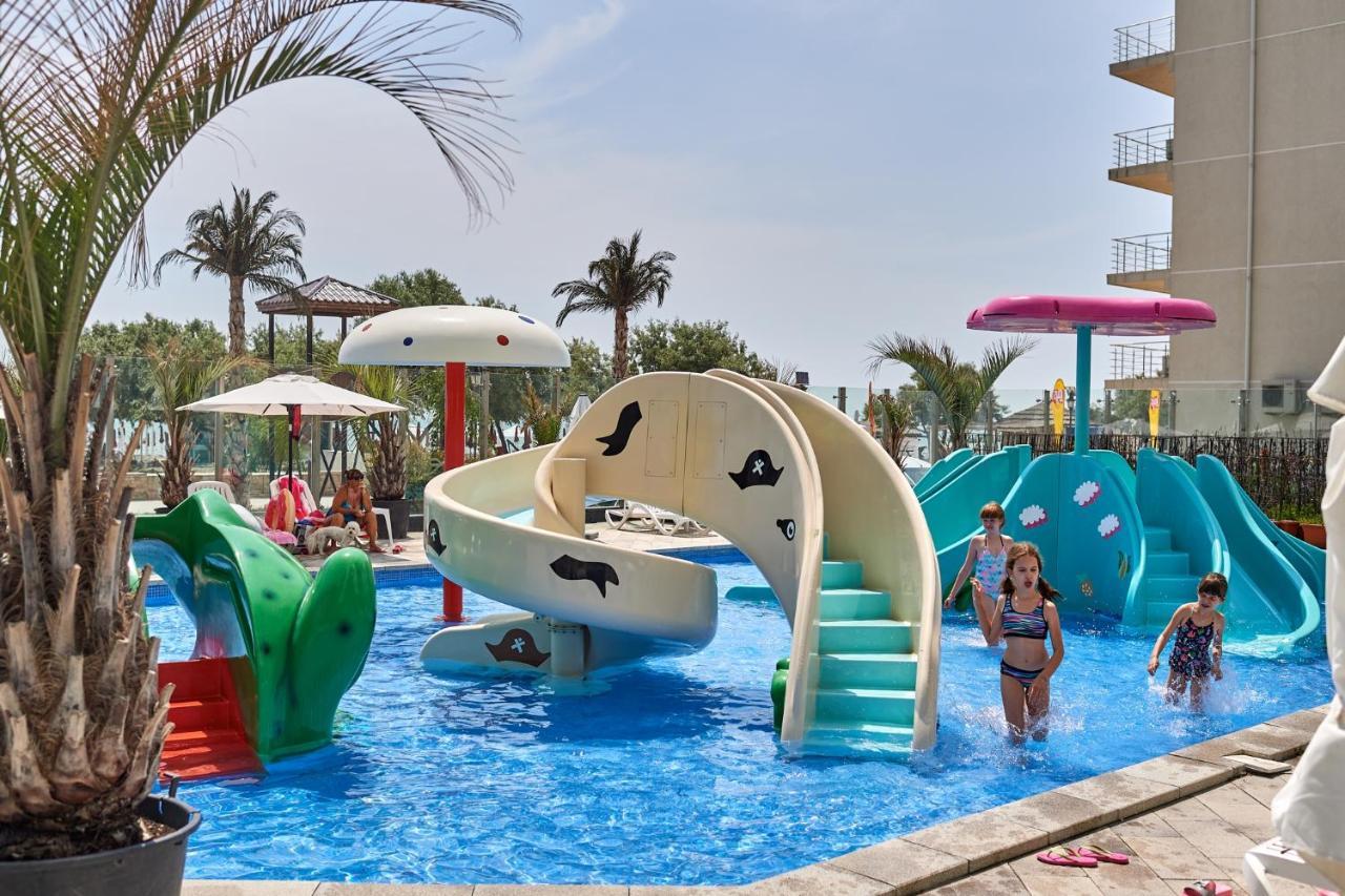 Cristalex Studio Aparthotel Pool & Spa Mamaia Nord Năvodari Buitenkant foto